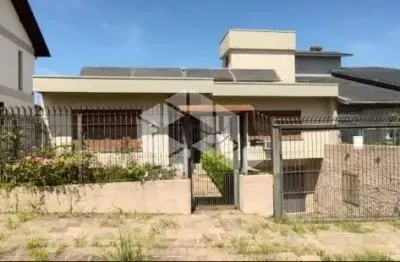 Casa com 04 dormitórios à venda no bairro petrópolis, caxias do sul