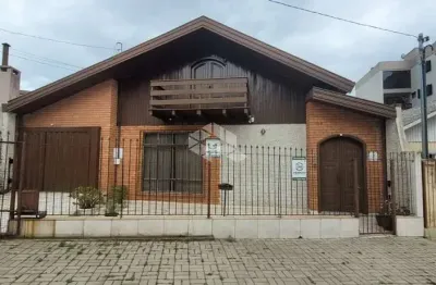 Casa à venda 05 dormitórios bairro marechal floriano caxias do sul