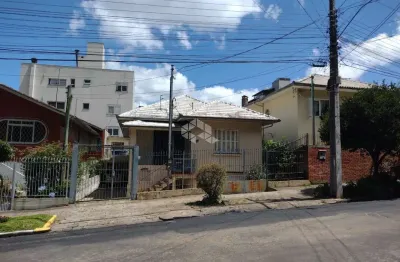 Casa com 03 dormitórios à venda no bairro são leopoldo, caxias do sul