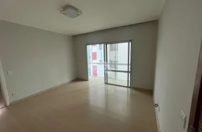 Apartamento Semimobiliado 3 Dormitórios no Bairro Exposição em Caxias do Sul