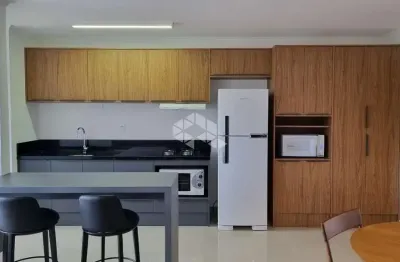 Apartamento  mobiliado com 03 dormitórios sendo 01 suíte no bairro centro de caxias do sul