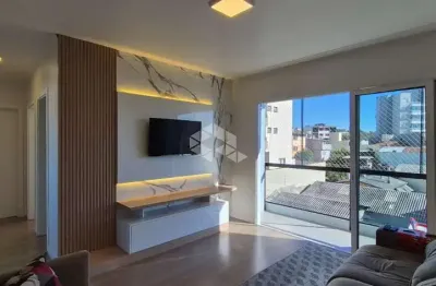 Apartamento duplex semimobiliado com 03 dormitórios e 01 vaga no bairro pio x em caxias do sul