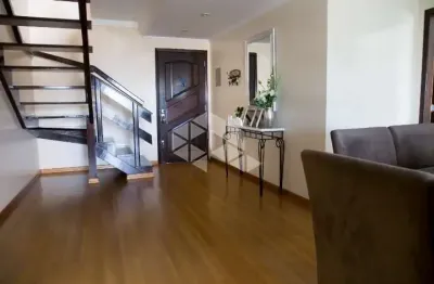 Cobertura semimobiliada no bairro sanvitto em caxias do sul