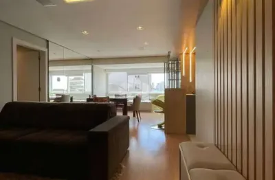 Apartamento Semimobiliado de 02 Dormitórios com suíte localizado no  Bairro Exposição em Caxias do Sul.