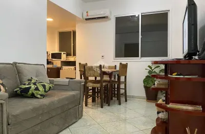 Apartamento de um dormitório estilo flat no centro histórico de porto alegre