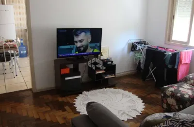 Amplo apartamento três dormitórios 79m² privativos posição solar norte e portaria