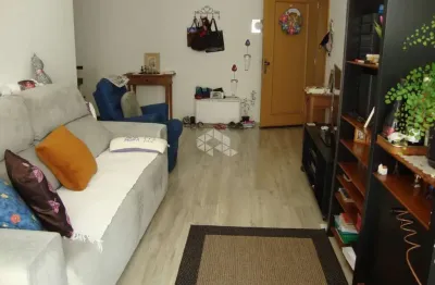 Ótimo apartamento 2 dorm suíte, com 70m² privativos, duas sacadas, box duplo, elevador