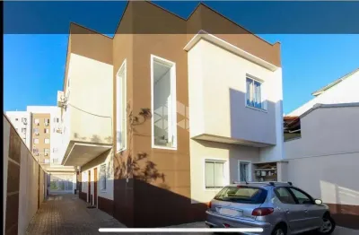 Sobrado semi mobiliada com 3 dormitórios/ quartos no bairro mato grande em canoas.