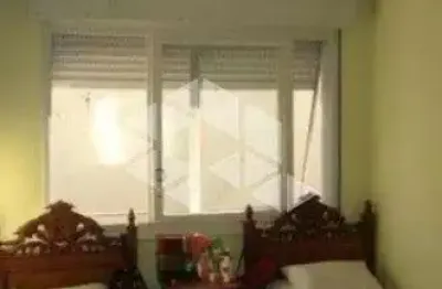 Apartamento  2 dormitórios próximo a redenção na cidade baixa.
