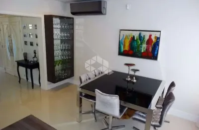 Casa  3  quartos com 260m2 a venda no bairro   santa teresa em porto alegre .