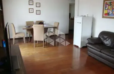 Apartamento 3 dormitórios com 113m² privativos com dependência empregada