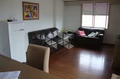 Apartamento 3 dormitórios com 113m² privativos com dependência empregada