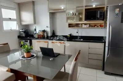 Apartamento semimobiliado de 2 dormitórios, sacada, churrasqueira e vaga coberta em canoas