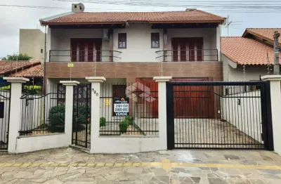 Casa no bairro moinhos de vento | 3 quartos | suíte com hidromassagem | closet | sacada