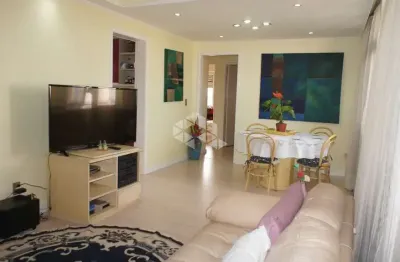 Apartamento com 3 dormitórios, sacada, churrasqueira, vaga no centro de canoas
