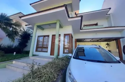 Casa 3 dormitórios com suíte 4 vagas e pátio no moinhos de vento em canoas