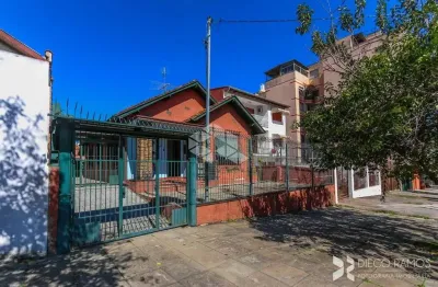 Casa com 5 quartos à venda na Rua Araújo Lima, 180, Centro, Canoas
