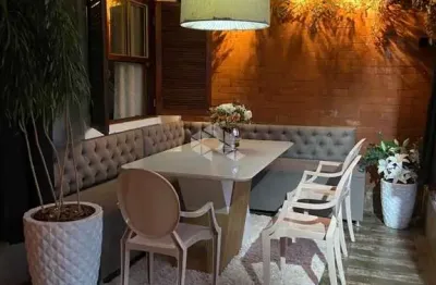 Casa com 2 quartos à venda na Rua G, 15, Passo das Pedras, Porto Alegre