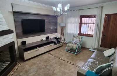 Casa de 3 quartos | uma suíte | 3 banheiros | vaga/box coberta |  semi mobiliada | canoas | bairro são josé