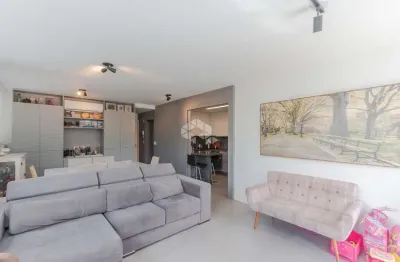 Apartamento à venda 2 quartos, 3 vagas de garagem, no bairro auxiliadora, em porto alegre.