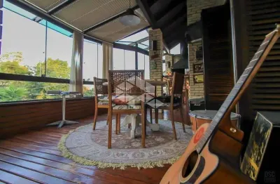 Casa em condominio com 4 dormitório, 1 suite, 4 vagas, bairro teresópolis, porto alegre/rs