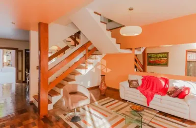 Casa em condomínio fechado com 4 quartos à venda na Rua João Berutti, 315, Chácara das Pedras, Porto Alegre