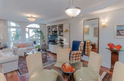 Apartamento exclusivo com ambientes distintos e vista para o sol da manhã