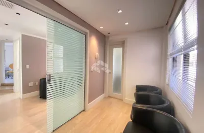 Sala comercial à venda na Rua Carvalho Monteiro, 234, Petrópolis, Porto Alegre