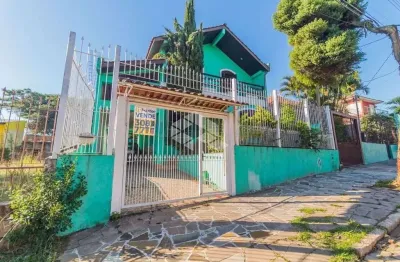 Casa com 5 quartos, suíte, vagas no bairro jardim itú sabará.