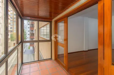 Apartamento com 3 quartos à venda na Rua Honório Silveira Dias, 890, São João, Porto Alegre