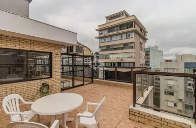 Apartamento com 182 m² e 3 quartos à venda no bairro moinhos de vento