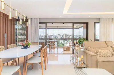 Apartamento exclusivo, decorado com requinte e uma vista incrível no higienópolis!