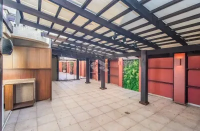 Amplo apartamento garden de 3 quartos (1 suíte) à venda no bairro petrópolis!