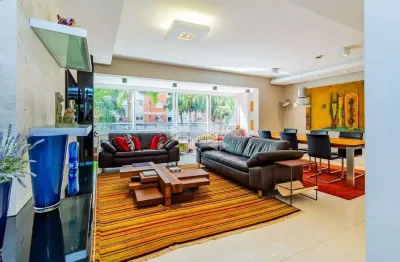 Apartamento com 4 quartos à venda na Avenida Túlio de Rose, 330, Passo da Areia, Porto Alegre