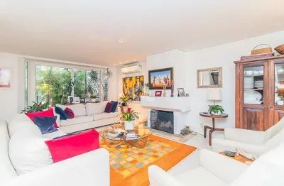 Oportunidade única no bairro três figueiras - exclusividade, conforto e sofisticação em um só lugar