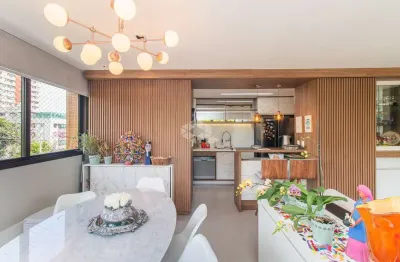 Apartamento de 90m² de área privativa totalmente mobiliado e decorado por arquiteto com móveis planejados de ótimo acabamento a venda no bairro petrop