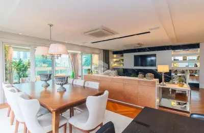 Cobertura 3 suítes com 403.16m², 4 vagas no bairro bela vista