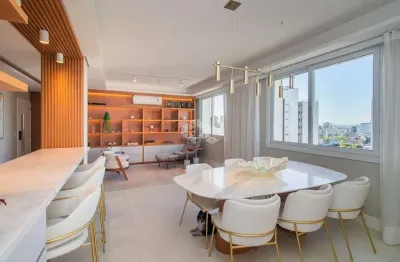 Apartamento totalmente reformado no moinhos de vento - 168m², 3 suítes e 2 vagas