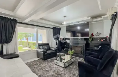 450m² privativos, 4 suítes, piscina aquecida e acabamentos de alto padrão na chácara das pedras.