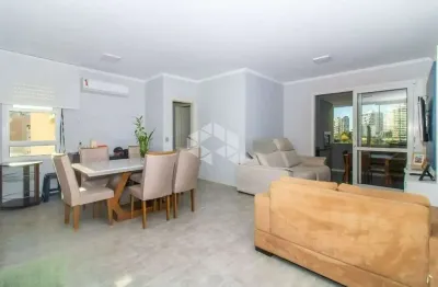 Apartamento com 112m² e 3 dormitórios no bairro chácara das pedras