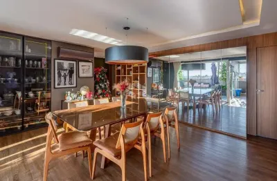 Cobertura horizontal semimobiliada com 167m² privativos, 3 dormitórios sendo 1 suíte e 2 vagas no bairro jardim lindóia em porto alegre.