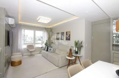 Apartamento em andar alto com 2 vagas de garagem no petrópolis