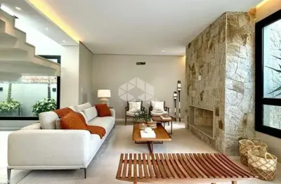 Excelente casa de 4 dormitorios mobiliada frente lago no condominio sunset em xangri-la