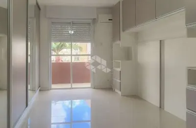 Apartamento  com 100m², com  04 dormitórios e 1vaga