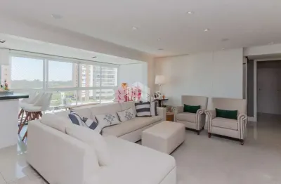 Apartamento 114m² 3 dormitórios com suite 2 vagas central parque