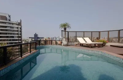 Cobertura 594m²  com 4 dormitóris 5 vagas  frente praça no bela vista