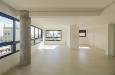 Apartamento de 130 m2 com 3 suites/quarto e 3 vagas no la vista da motta selaimen - petrópolis