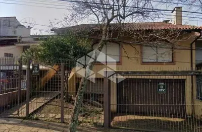 Casa com 3 quartos à venda na Rua Dona Mimi Moro, 60, Boa Vista, Porto Alegre