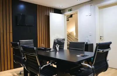 Casa com 4 quartos à venda na Rua General Neto, 219, Floresta, Porto Alegre