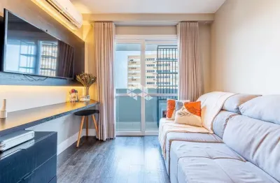 Apartamento com 52m² e 1 dormitório, 1 vaga no bairro Petrópolis em Porto Alegre